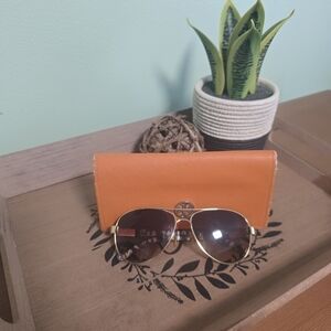 Tory Burch Sunglasses With Orange Case